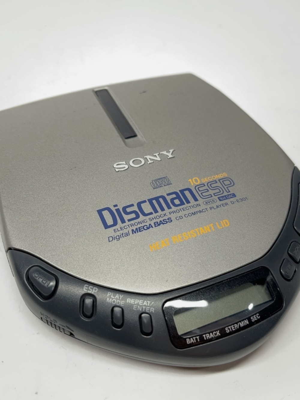 Vintage Sony Discman D-E301 Portable CD Player - Tested & Working - Mega Bass